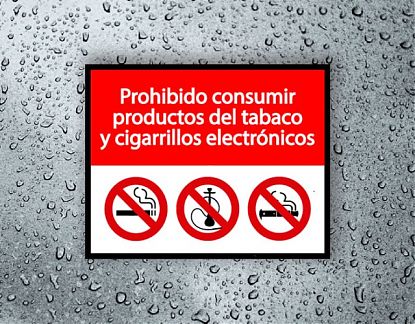  Vinilo adhesivo Prohibido consumir productos del tabaco y cigarrillos electrónicos 07224