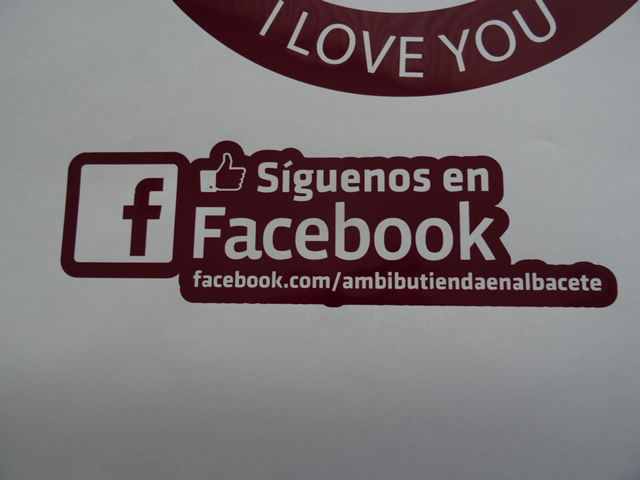 vinilos escaparates redes sociales facebook instagram