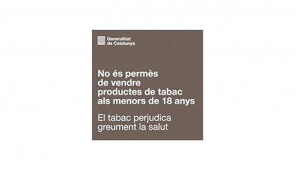  Vinilo Adhesivo Informativo en Catalán - No és Permes de Vendre Productes de Tabac als Menors de 18 Anys 08863