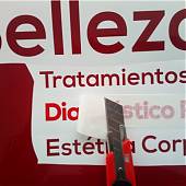 Vinilo personalizado para un centro de belleza y estética