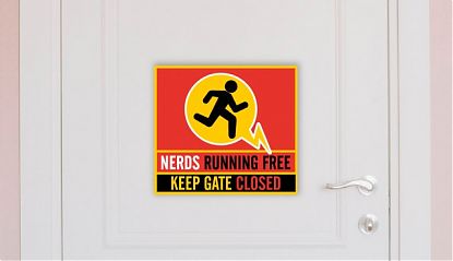  Vinilo adhesivo nerds runnig free keep gate closed - pegatinas, stickers NERDS 08181