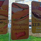 Y más vinilos decorativos de comida para llevar!. Consigue la decoración más efectiva para tu negocio de hostelería.