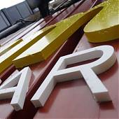 Rotulación de letras corpóreas en PVC