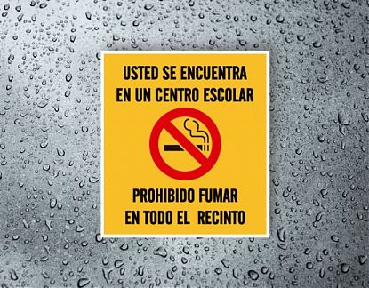  Vinilo adhesivo USTED SE ENCUENTRA EN UN CENTRO ESCOLAR - PROHIBIDO FUMAR EN TODO EL RECINTO 07216