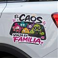  Pegatina El Caos Viaja en Familia | Vinilo Impreso Troquelado para Luneta Trasera  09996