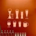  Colección de ocho vinilos de pared con vasos y jarras de cerveza 06612