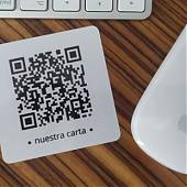 Carta de restaurante en CÓDIGO QR impreso sobre vinilo adhesivo. No te quedes atrás y actualízate!