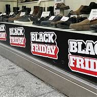 Vinilo Black Friday Blanco y Rojo - Tira Adhesiva Modular Empalmable para Escaparates 2026 010014