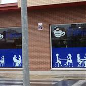 Rotulación vidrieras en un bar cafetería