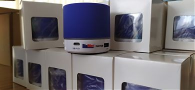 Personalizar regalos de empresa con vinilos adhesivos