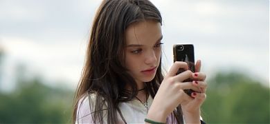 La importancia de tapar la cámara de tu teléfono, Smartphone o Tablet: Protegiendo tu privacidad en un mundo conectado