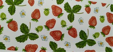 Originales cenefas impresas sobre vinilo adhesivo con fresas!