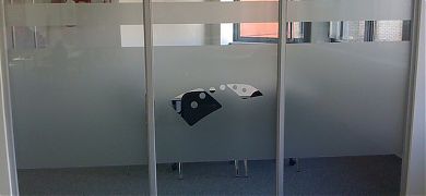 Vinilos esmerilados para cristales, ventanas y vidrios