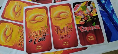 Y terminamos la serie de vinilos decorativos para llevar: Pollo asado, pollos a l'ast y tapas