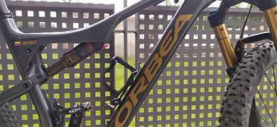 Vinilos decorativos para personalizar una bicicleta ORBEA