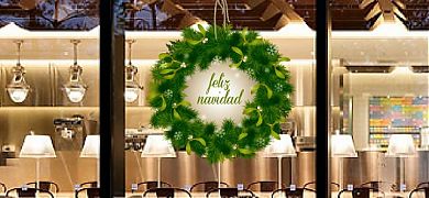 Top 10 vinilos decorativos navideños más bonitos y llamativos para adornar tu tienda en Navidad