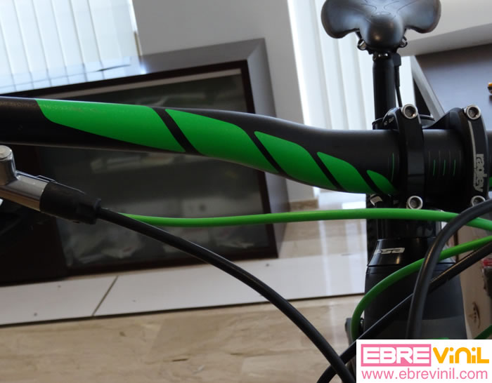 Adhesivos y pegatinas para bicicletas