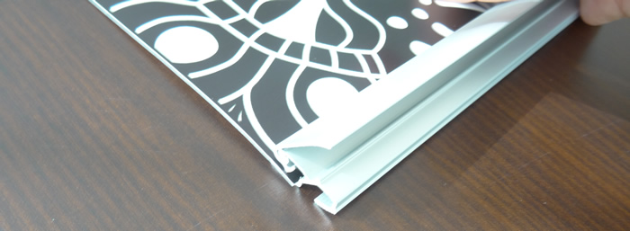 Imprenta gran formato especialista en displays: Roll Up, RollUp exterior