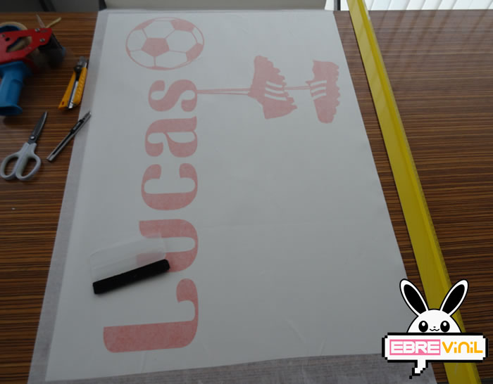 Pegatinas personalizadas con nombres, Vinilos con Nombre personalizados y decorativos para tu pared