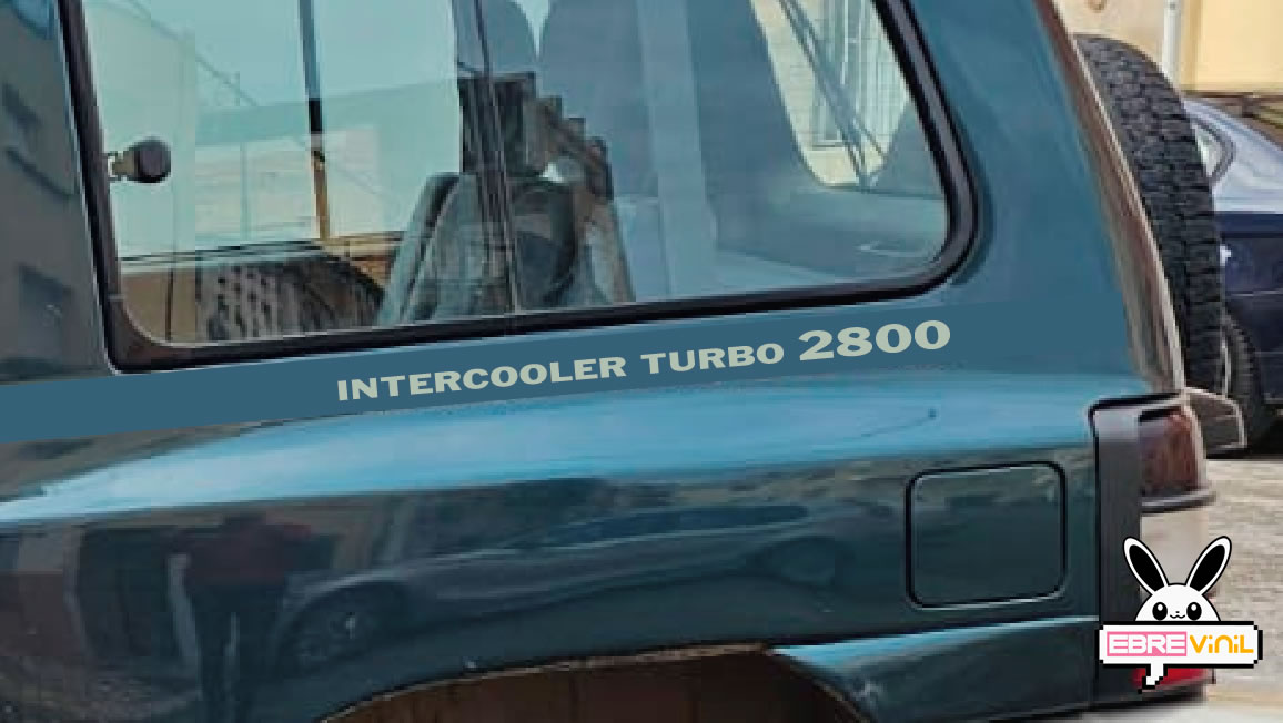 Vinilo adhesivo INTERCOOLER TURBO 2800 — Vinilo de corte lateral para Mitsubishi Pajero / Montero 4x4