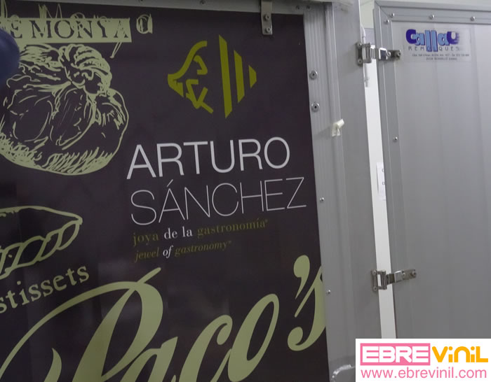 Vinilo impreso laminado para rotulación de vehículos