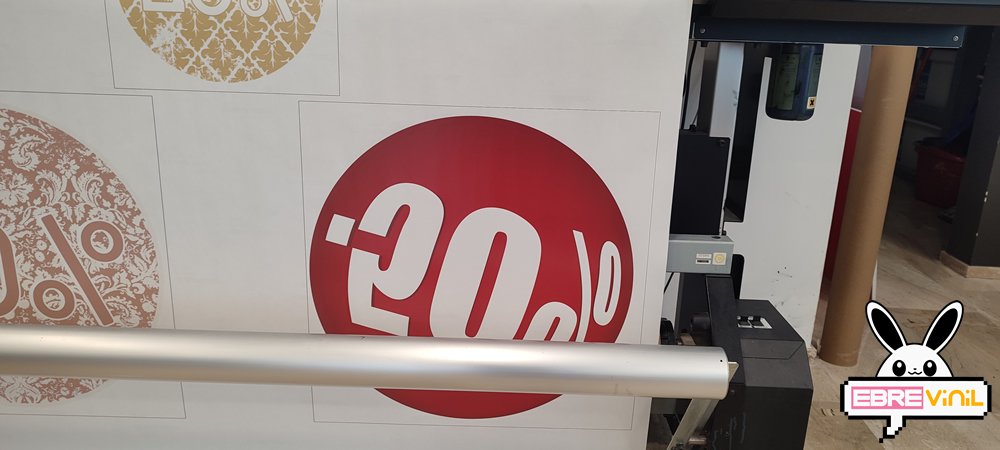 Vinilos para escaparates precios, vinilos publicitarios para negocios