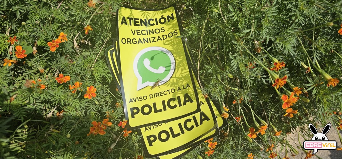 adhesivo vecinos organizados se llama policia