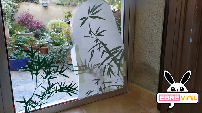 adhesivo vinilos para puertas cristal