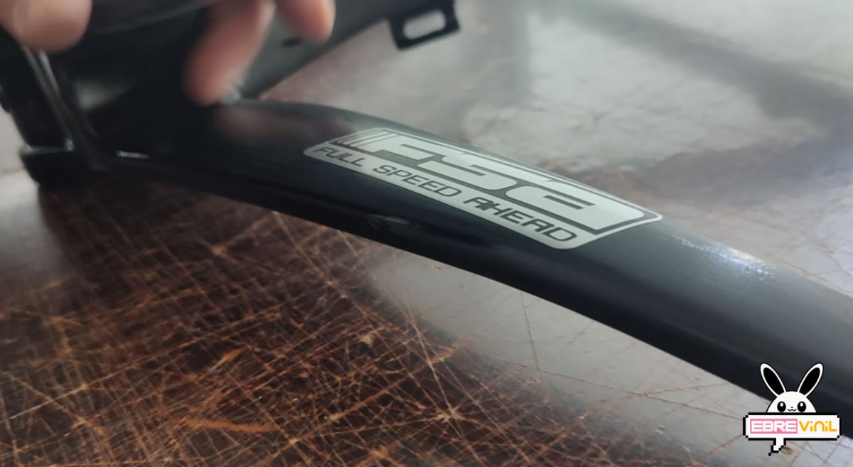adhesivos bicicletas de carbono