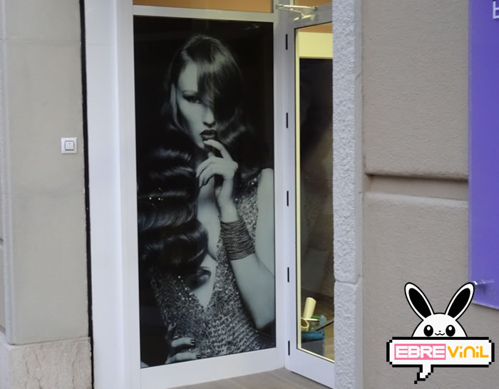 adhesivos vinilo peluquerías ventanas cristales