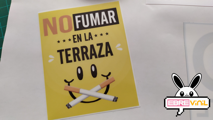cartel no fumar en la terraza