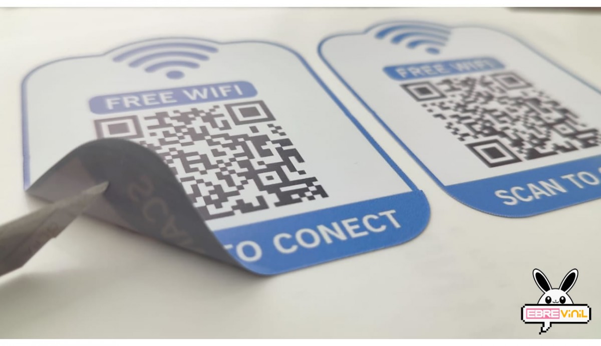 codigos qr en vinilo adhesivo
