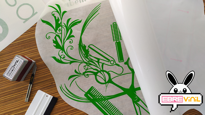 cómo poner vinilos decorativos