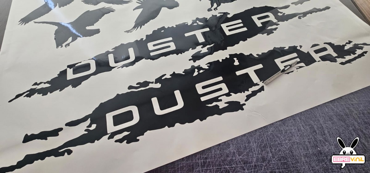 franjas adhesivas laterailes dacia duster