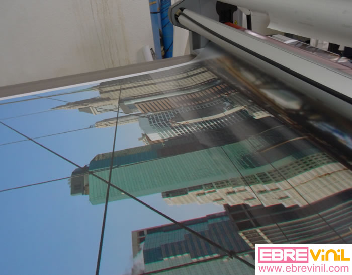 impresión murales de gran formato en vinilo adhesivo