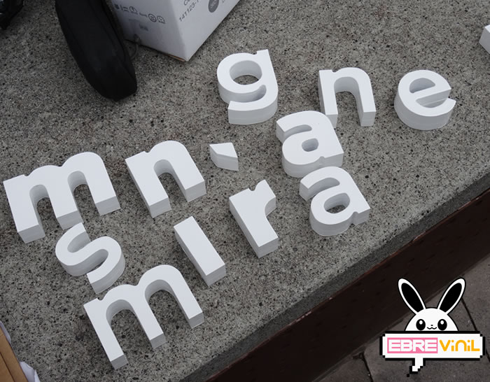 letras corpóreas pvc tiendas