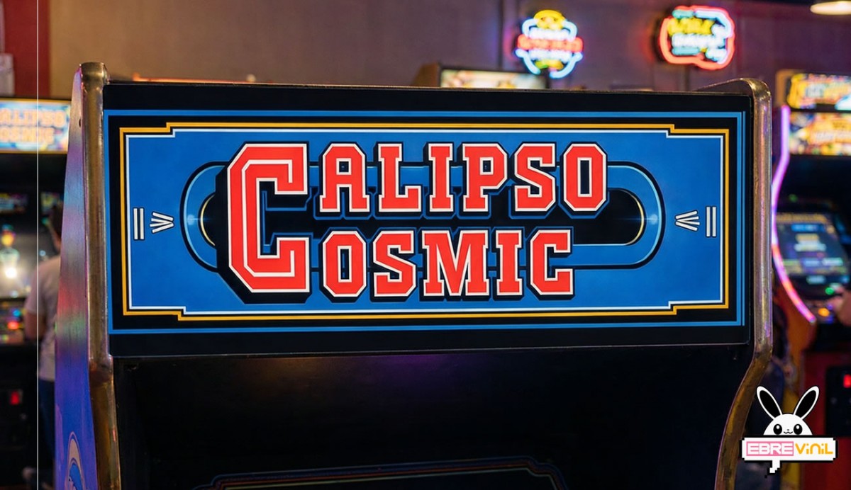 Aplicación de vinilo decorativo para recreativas en el metacrilato de una marquesina arcade
