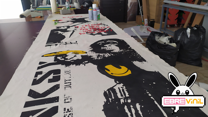 mascara de vinilo banksy decoraciones sobre lienzo