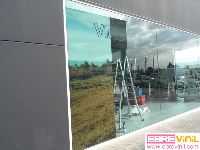 Mural para paredes  y escaparates en vinilo adhesivo