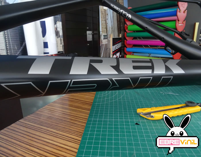 pegatina adhesivo vinilo bicicleta trek