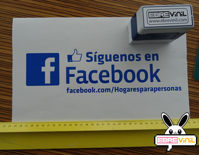 pegatina cristal síguenos en facebook