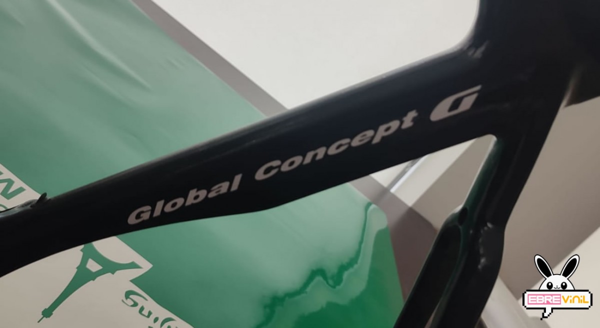 pegatina para bicicleta carbono BH personalizado