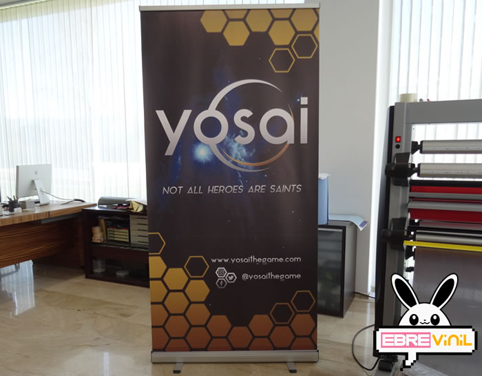 soportes para publicidad, rollup, roller, cartel enrollable, banderola, banner-up, display enrollable