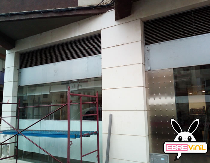 rótulos chapa vinilo decoraciones tiendas