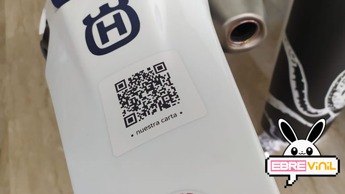 vinilo adhesivo codigo qr hosteleria