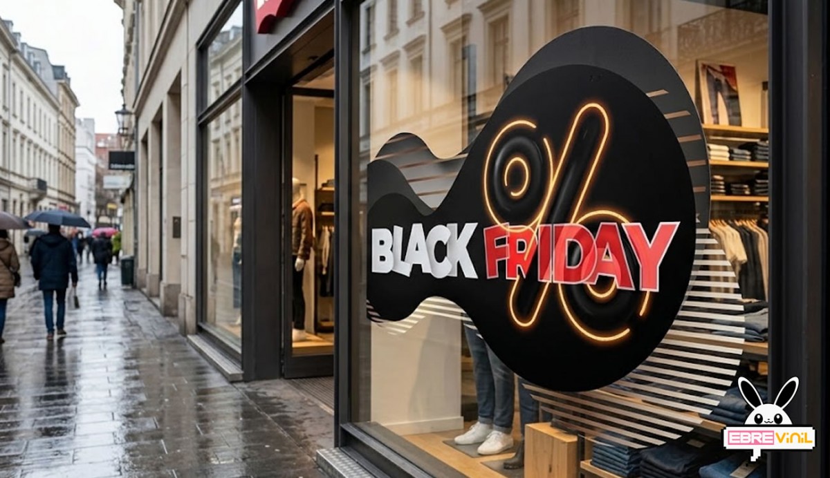 Vinilo Black Friday orgánico instalado en cristal de tienda moderna