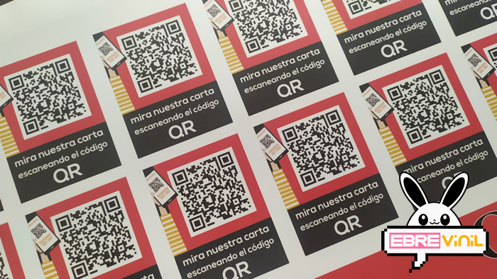 vinilo con código QR bares