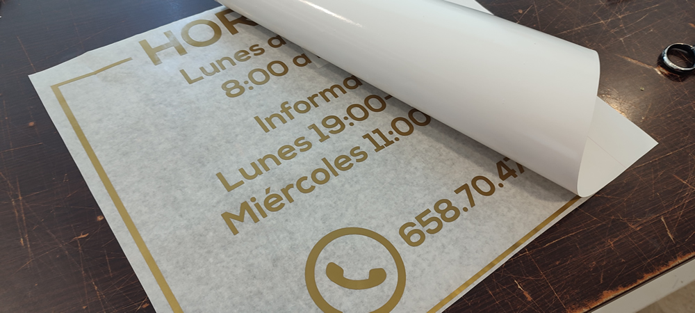 vinilo horario puerta