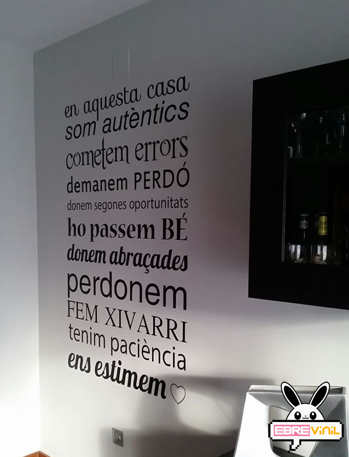vinilo paredes frases en català, catalán