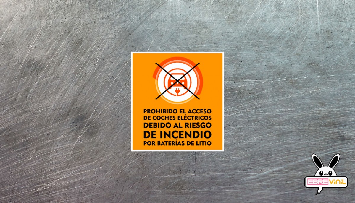 vinilo prohibido coches electricos riesgo incendio
